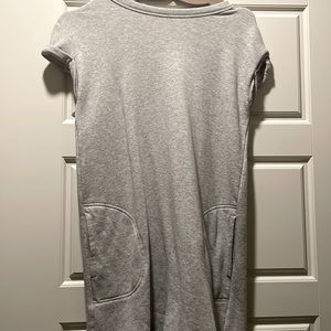 Grey short sleeve sweater dress with pockets